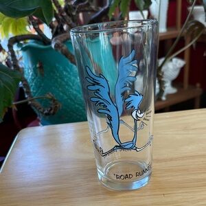 VTG 1973 Road Runner Pepsi Collector Series Glass - Looney Tunes 16oz